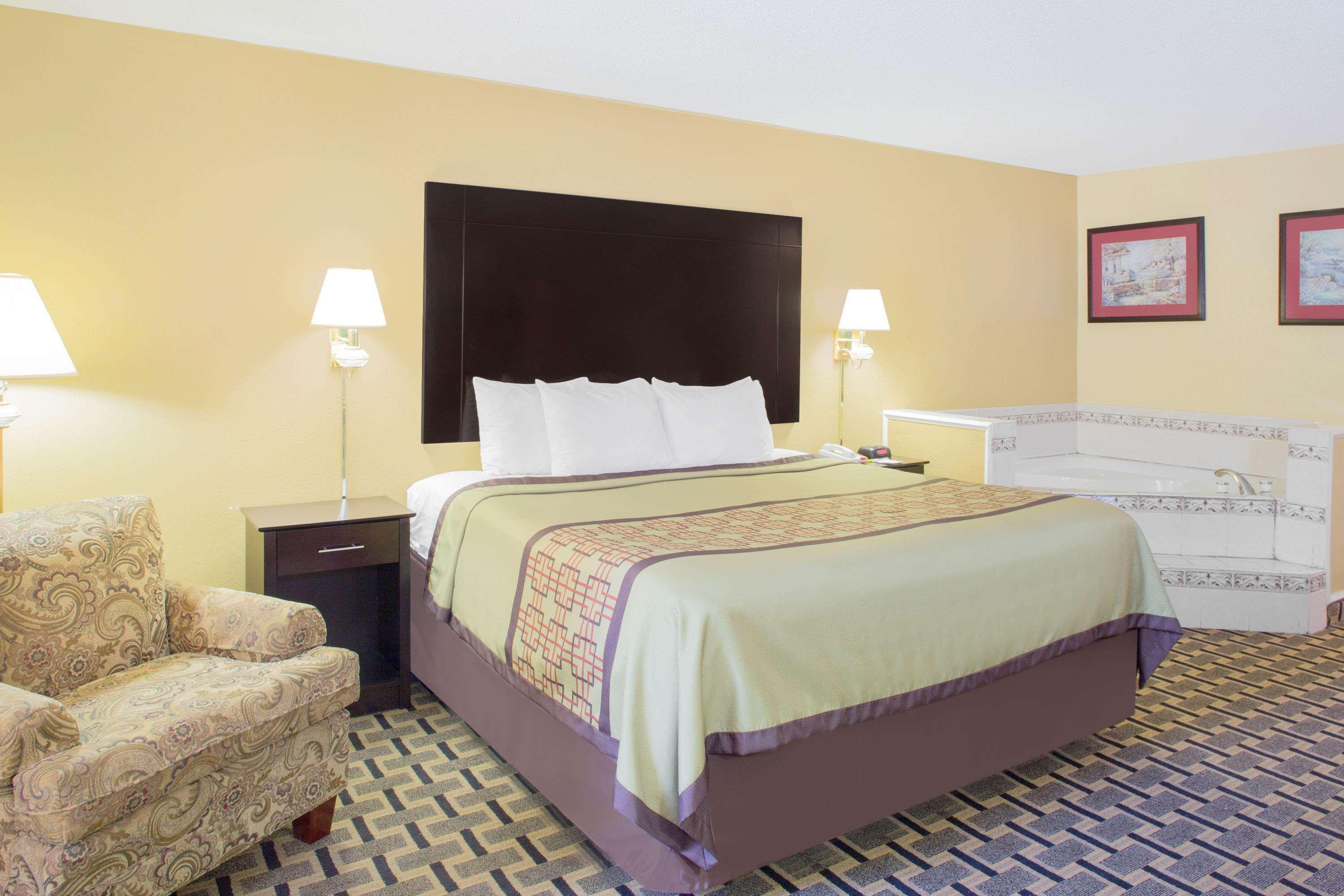 Days Inn By Wyndham Andalusia Luaran gambar